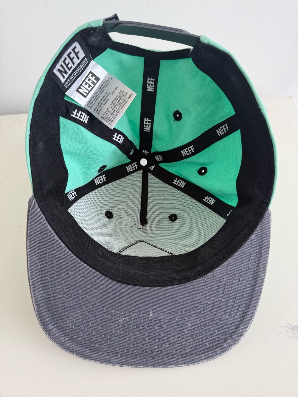 Neff Snapback - Picture 3 of 3